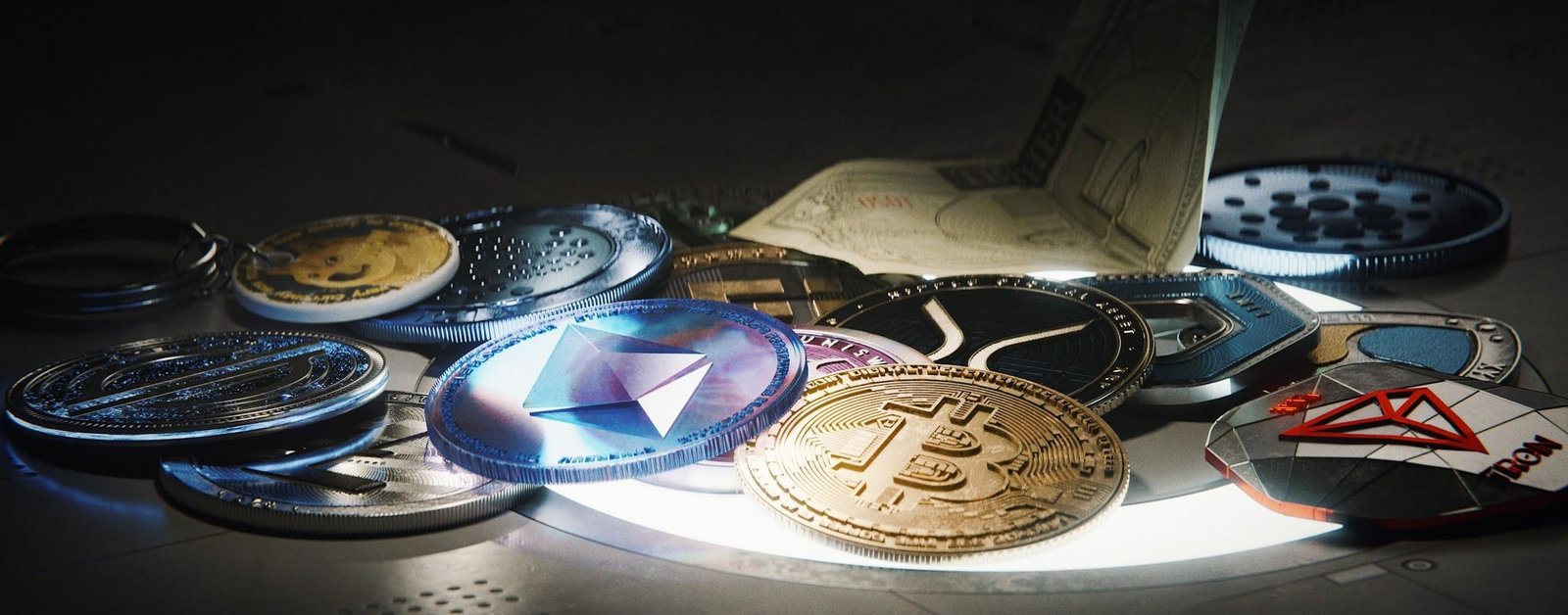 5 criptovalute per far crescere il tuo portafoglio a Natale Natale in criptovalute: 5 altcoin per far schizzare in alto il tuo portafoglio