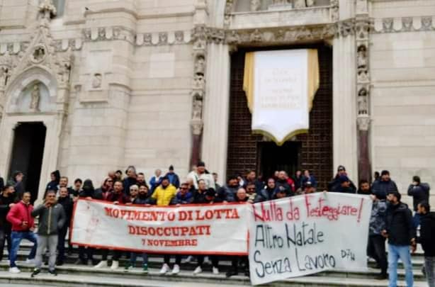 ITALIA Sciopero lavoratori MaxiDi a Verona durante le festivita