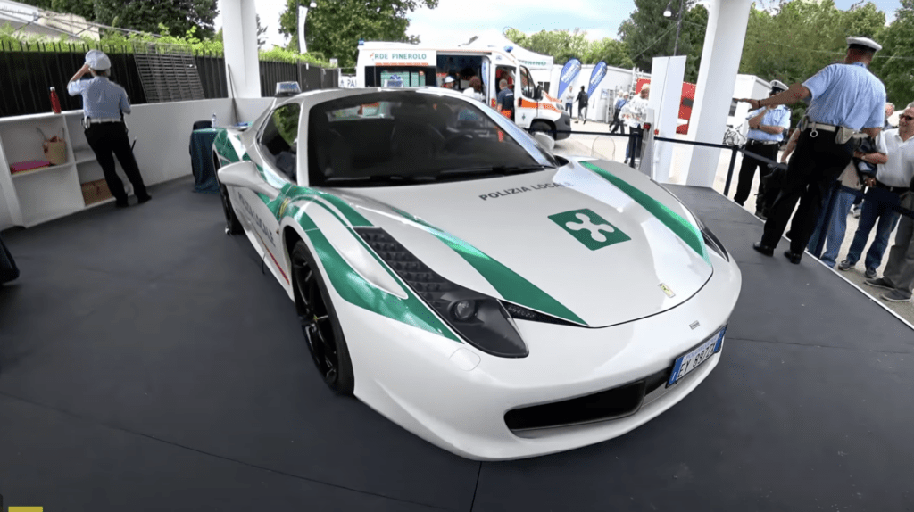 Perché supercar di alto profilo come Ferrari e Lamborghini sono diventate parte delle flotte di polizia in Italia e non solo.