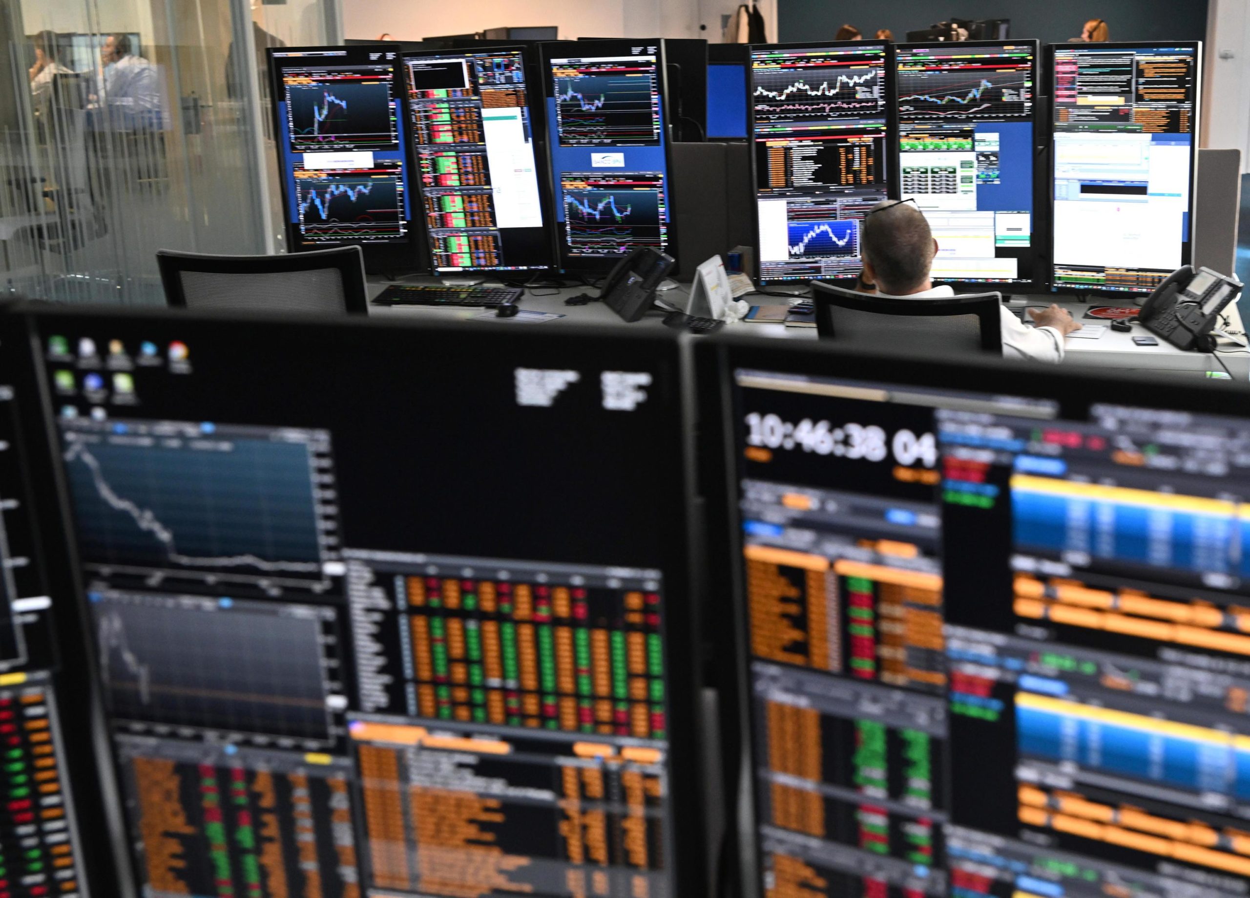 Borsa Europea in crescita attenzione a Wall Street Milano 08 scaled