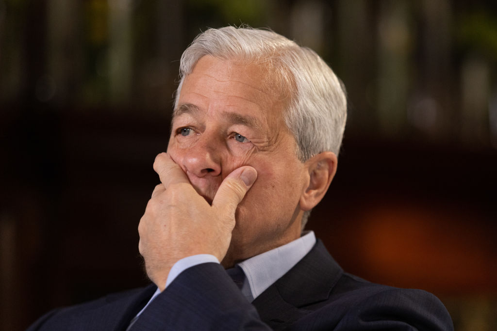 Jamie Dimon su elezioni USA economia e bitcoin