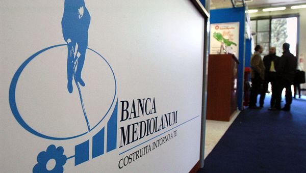 Piazza Affari Banca Mediolanum con risultato positivo