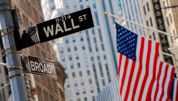 Wall Street Vendite in pioggia attenzione su conti e Fed