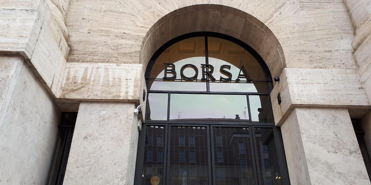 Borsa Milano apre 065