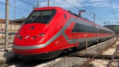 Opportunita Lavorativa Trenitalia cerca giovani macchinisti in Piemonte