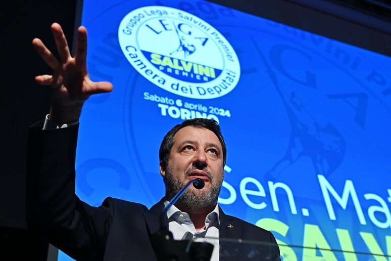 Salvini, salva casa non è una marchetta ma giustizia sociale b358b9179f6e028b6c1cf3c58da39c74
