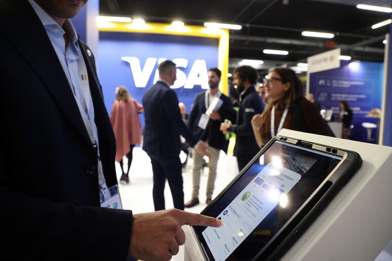 Visa, 'transizioni online b2b a oltre 11 miliardi entro il 2030' c74add86c8b48487b3e58cd8bd19735f
